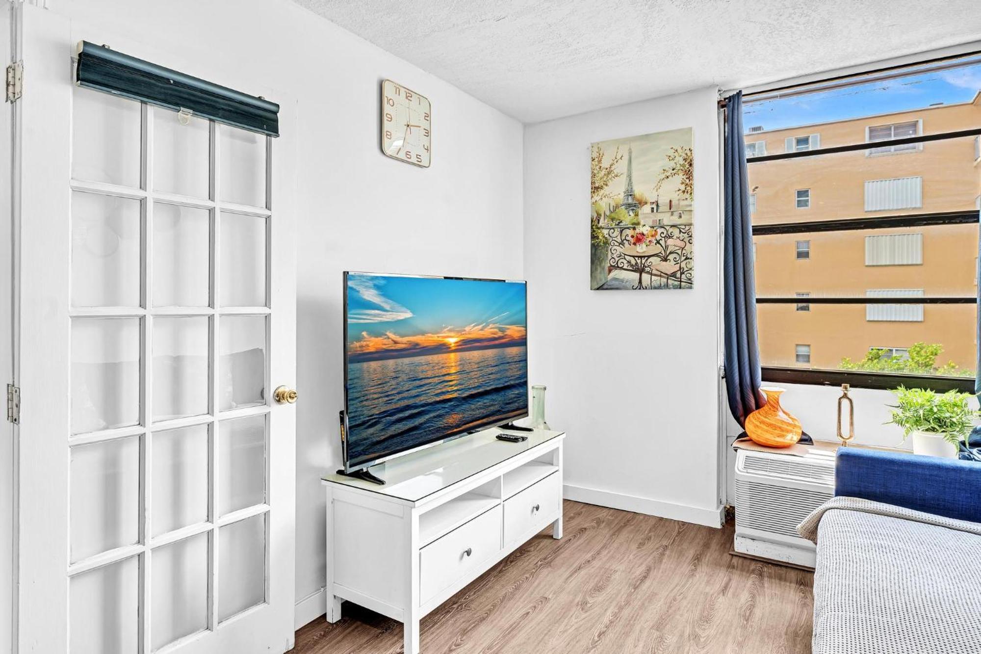 1 Bedroom In The Best Location In South Beach ! 마이애미 비치 외부 사진
